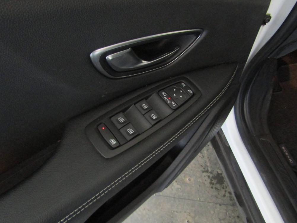 Acheter Renault Scenic 4 Scenic TCe 140 FAP Intens 5p occasion dans les concessions du Groupe Faurie
