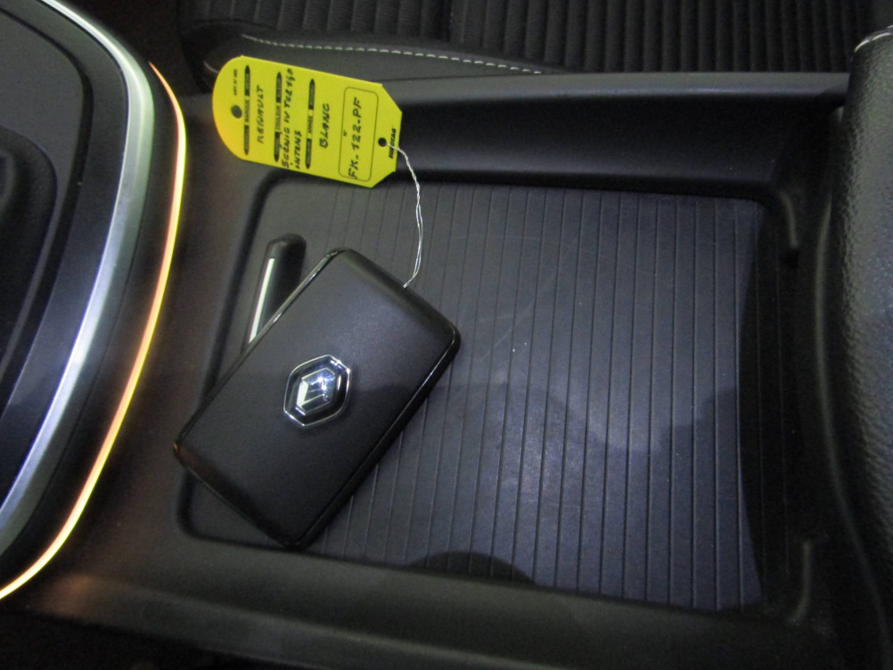 Acheter Renault Scenic 4 Scenic TCe 140 FAP Intens 5p occasion dans les concessions du Groupe Faurie