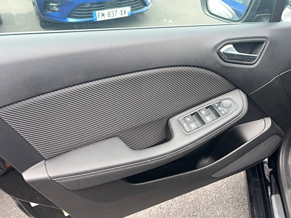 Acheter Renault Clio 5 Clio E-Tech full hybrid 145 Engineered 5p occasion dans les concessions du Groupe Faurie