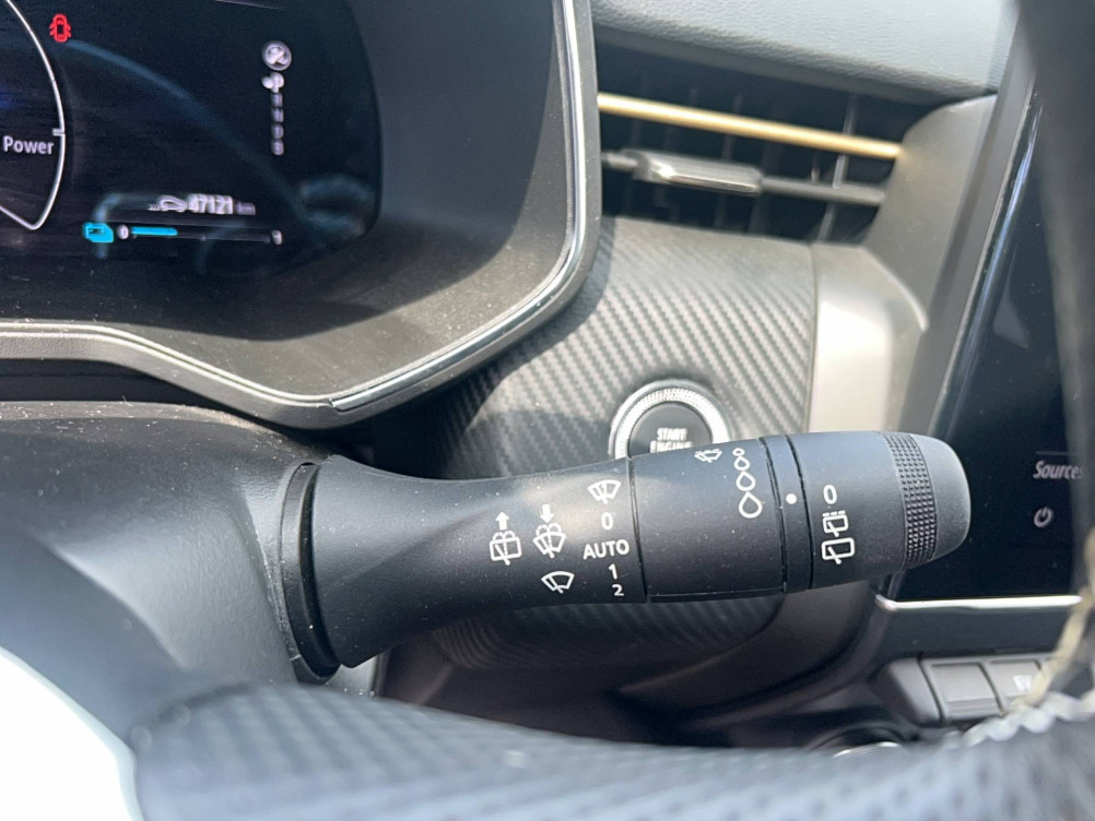 Acheter Renault Clio 5 Clio E-Tech full hybrid 145 Engineered 5p occasion dans les concessions du Groupe Faurie