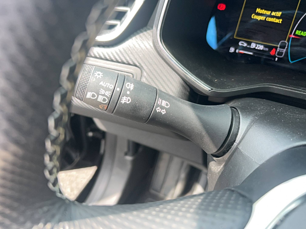 Acheter Renault Clio 5 Clio E-Tech full hybrid 145 Engineered 5p occasion dans les concessions du Groupe Faurie