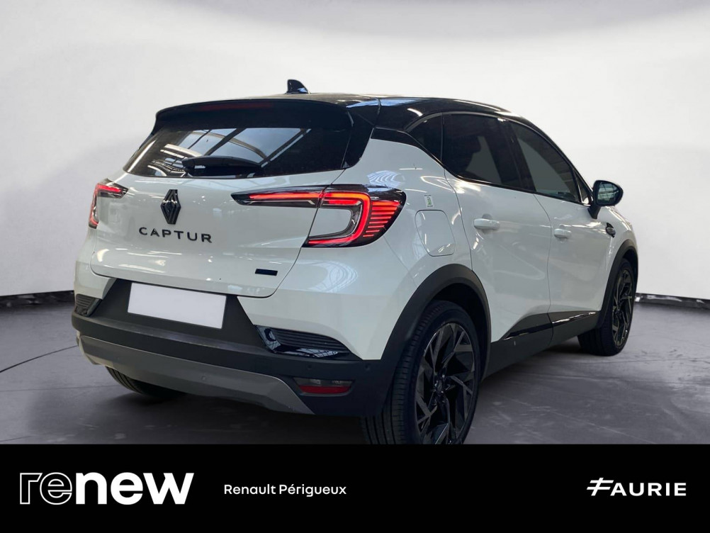 Acheter Renault Captur 2 Captur E-Tech full hybrid 145 ch esprit Alpine 5p occasion dans les concessions du Groupe Faurie