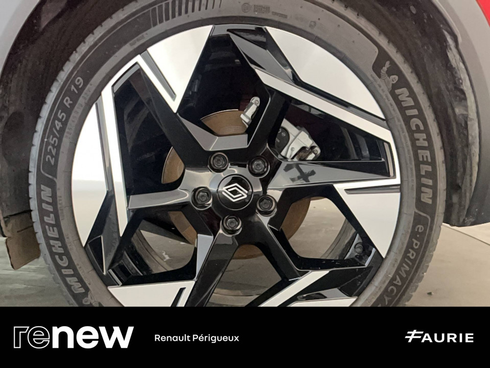 Acheter Renault Symbioz Symbioz E-Tech full hybrid 145 Iconic 5p occasion dans les concessions du Groupe Faurie