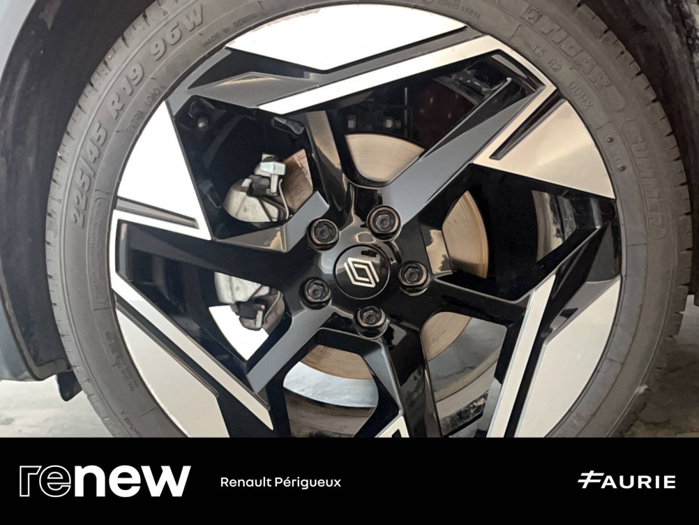 Acheter Renault Symbioz Symbioz E-Tech full hybrid 145 Iconic 5p occasion dans les concessions du Groupe Faurie