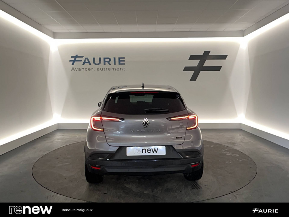 Acheter Renault Captur 2 Captur E-Tech full hybrid 145 ch Techno 5p occasion dans les concessions du Groupe Faurie