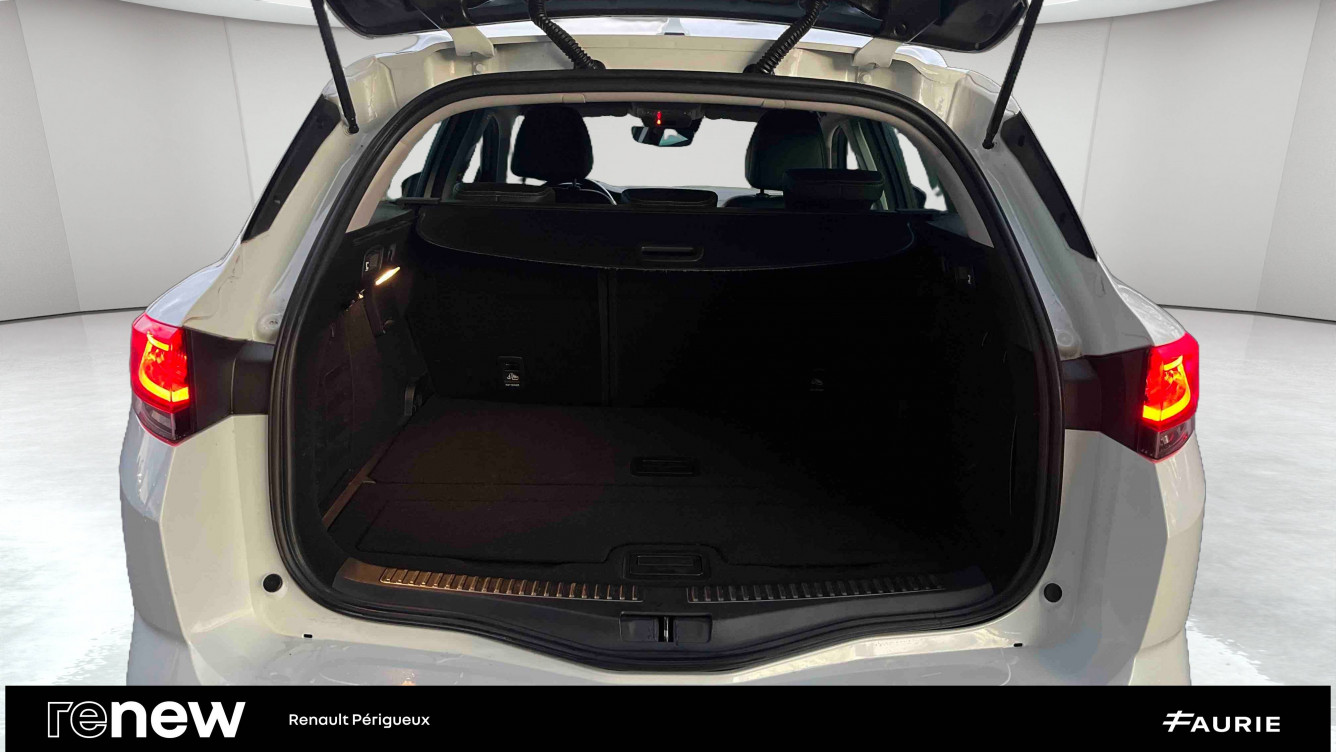 Acheter Renault Megane 4 Mégane IV Estate Blue dCi 115 Intens 5p occasion dans les concessions du Groupe Faurie