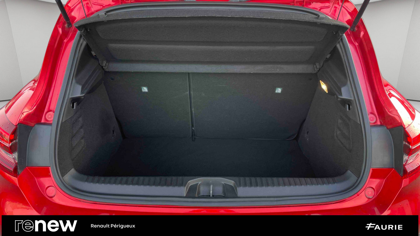 Acheter Renault Clio 5 Clio E-Tech hybride 145 RS Line 5p occasion dans les concessions du Groupe Faurie