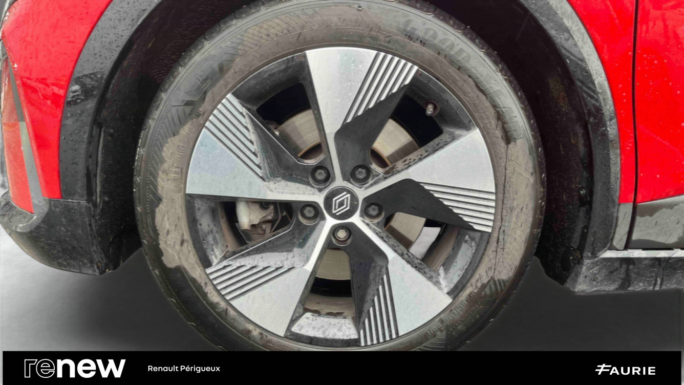 Acheter Renault Megane E-Tech Megane E-Tech EV40 130ch standard charge Equilibre 5p occasion dans les concessions du Groupe Faurie