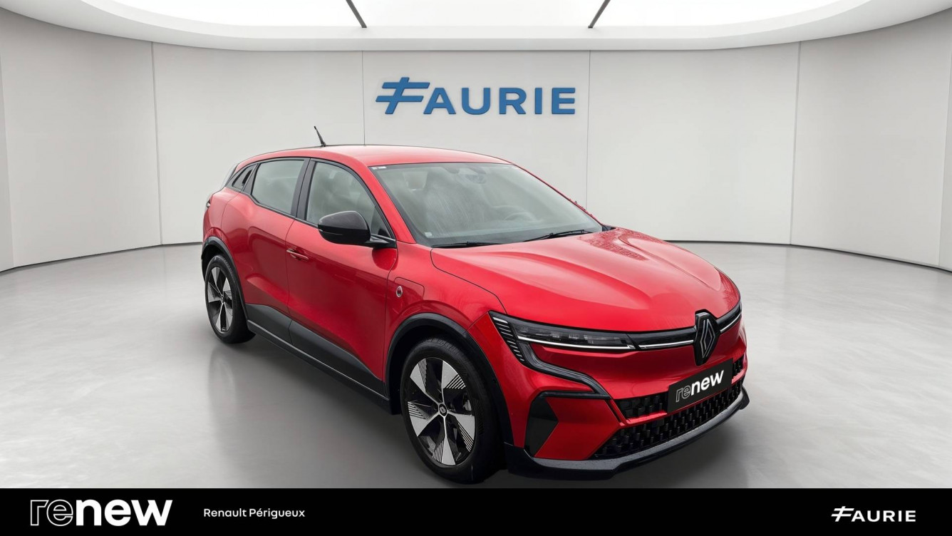 Acheter Renault Megane E-Tech Megane E-Tech EV40 130ch standard charge Equilibre 5p occasion dans les concessions du Groupe Faurie
