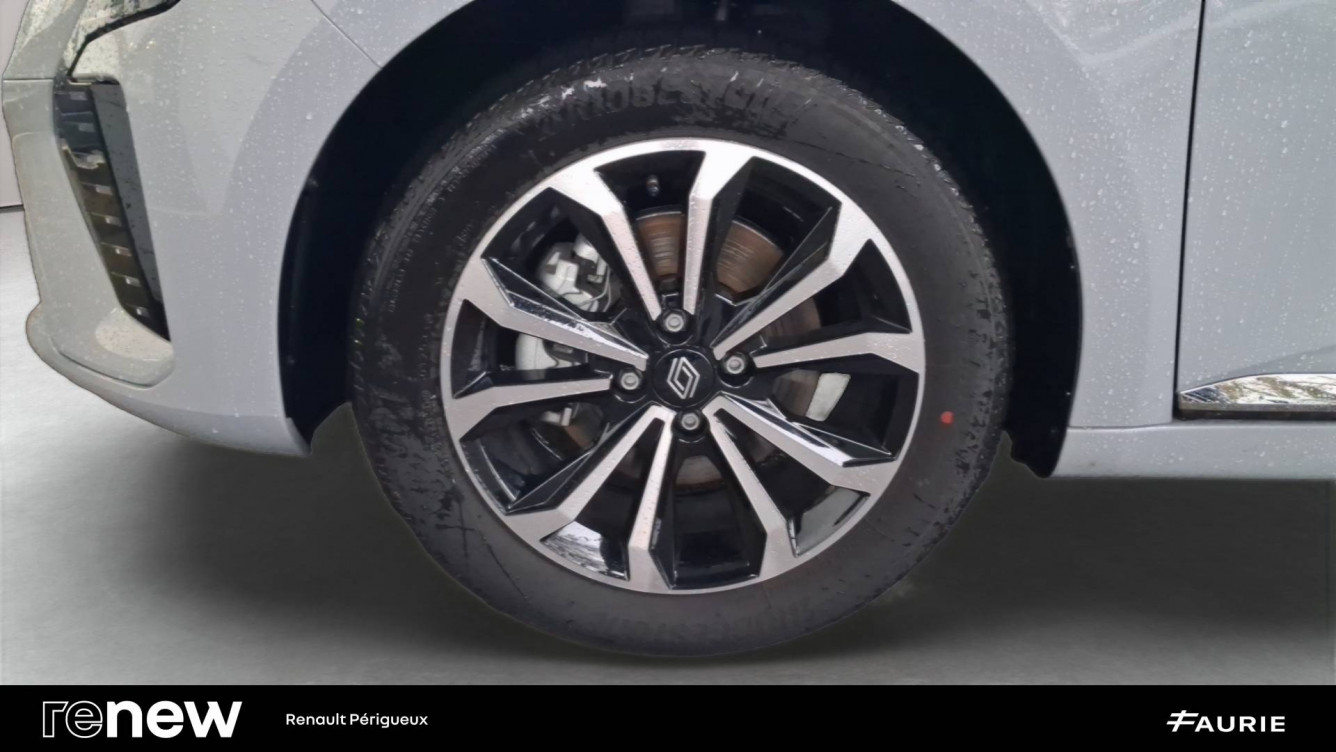 Acheter Renault Clio 5 Clio E-Tech full hybrid 145 ch GSR2 Techno 5p occasion dans les concessions du Groupe Faurie