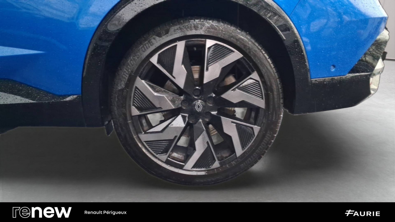 Acheter Renault Rafale Rafale E-Tech full hybrid 200 ch esprit Alpine 5p occasion dans les concessions du Groupe Faurie