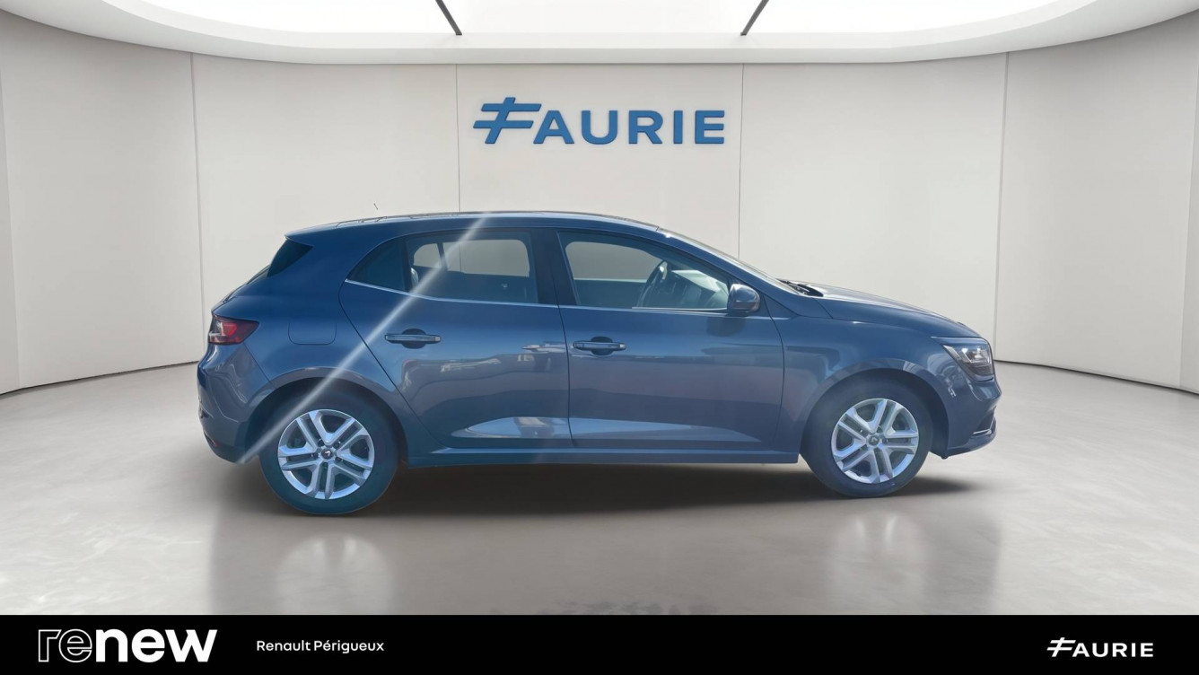 Acheter Renault Megane 4 Mégane IV Berline Blue dCi 115 Business 5p occasion dans les concessions du Groupe Faurie