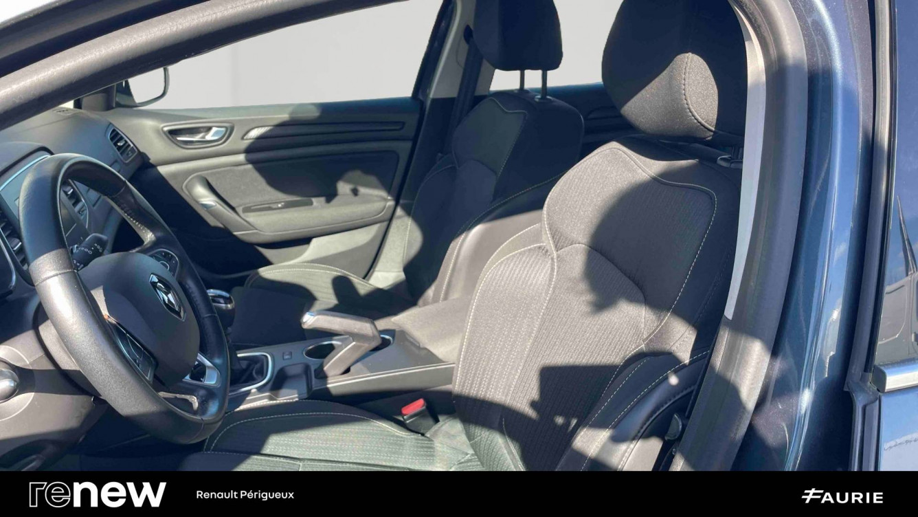 Acheter Renault Megane 4 Mégane IV Berline Blue dCi 115 Business 5p occasion dans les concessions du Groupe Faurie