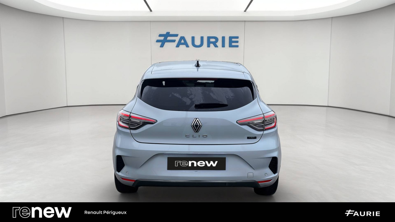 Acheter Renault Clio 5 Clio E-Tech full hybrid 145 ch GSR2 Techno 5p occasion dans les concessions du Groupe Faurie