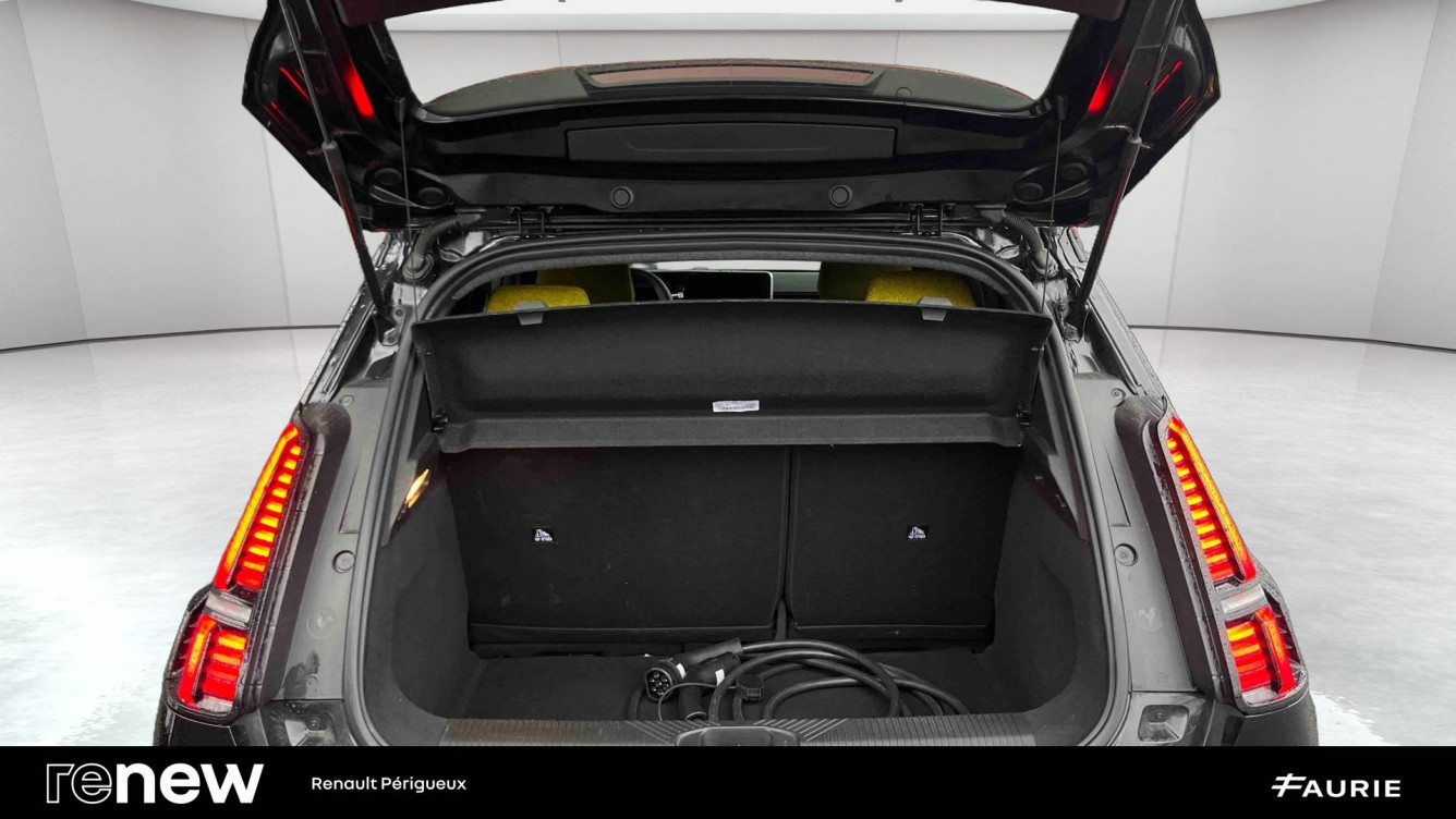 Acheter Renault Renault 5 Renault 5 E-Tech Electrique 150 ch autonomie confort Iconic cinq 5p occasion dans les concessions du Groupe Faurie