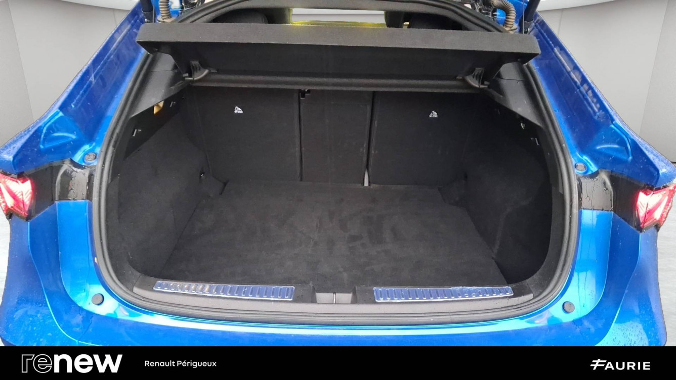 Acheter Renault Rafale Rafale E-Tech full hybrid 200 ch esprit Alpine 5p occasion dans les concessions du Groupe Faurie