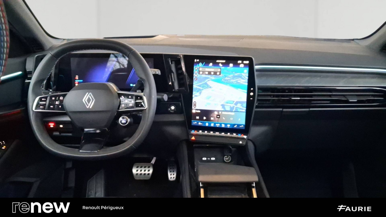 Acheter Renault Rafale Rafale E-Tech full hybrid 200 ch esprit Alpine 5p occasion dans les concessions du Groupe Faurie