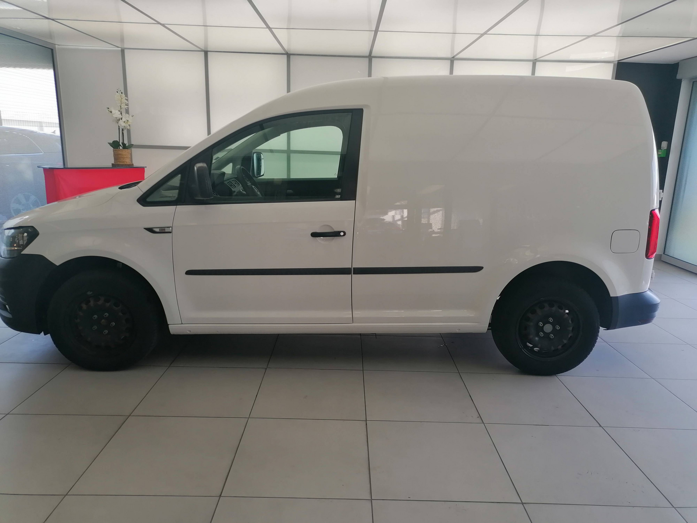 Volkswagen Caddy Van d occasion 125151km Volkswagen Brive