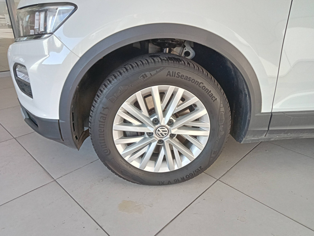 Acheter Volkswagen T-Roc T-Roc 1.0 TSI 115 Start/Stop BVM6 Lounge Business 5p occasion dans les concessions du Groupe Faurie