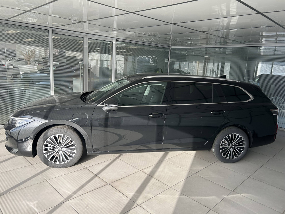 Acheter Volkswagen Passat Passat 1.5 eHybrid 204 DSG6 Elegance 5p neuf dans les concessions du Groupe Faurie