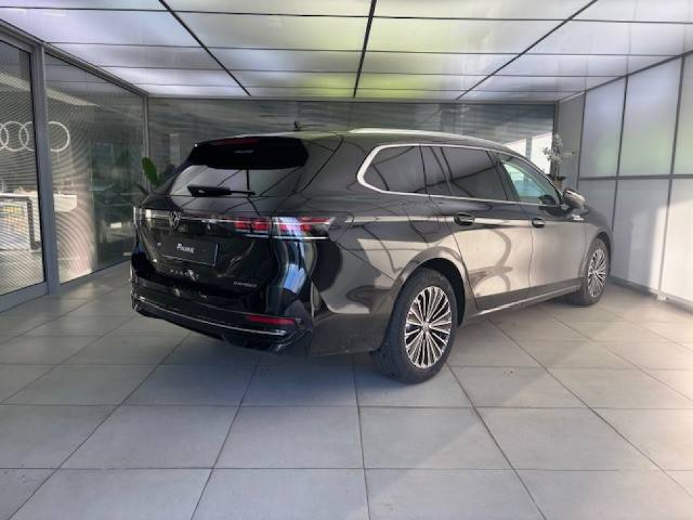 Acheter Volkswagen Passat Passat 1.5 eHybrid 204 DSG6 Elegance 5p neuf dans les concessions du Groupe Faurie