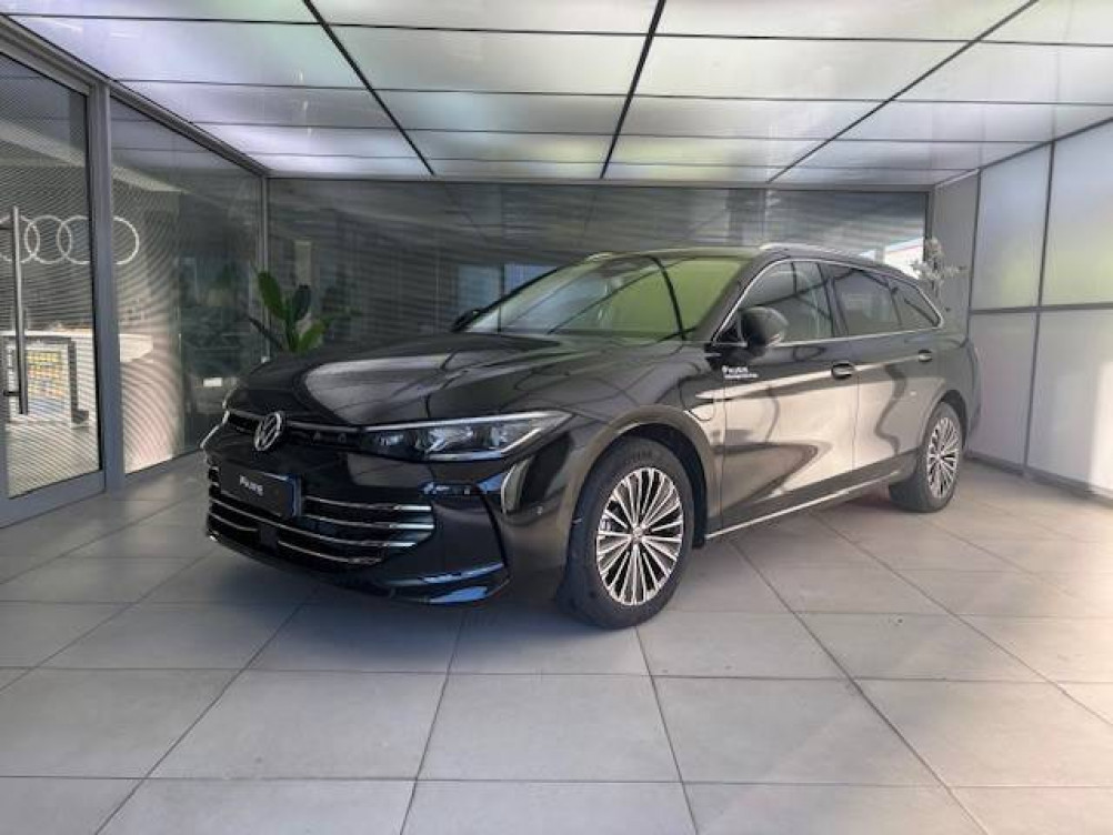 Acheter Volkswagen Passat Passat 1.5 eHybrid 204 DSG6 Elegance 5p neuf dans les concessions du Groupe Faurie