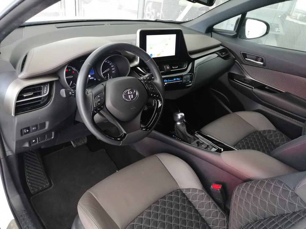 Acheter Toyota C-HR C-HR Hybride 1.8L Distinctive 5p occasion dans les concessions du Groupe Faurie