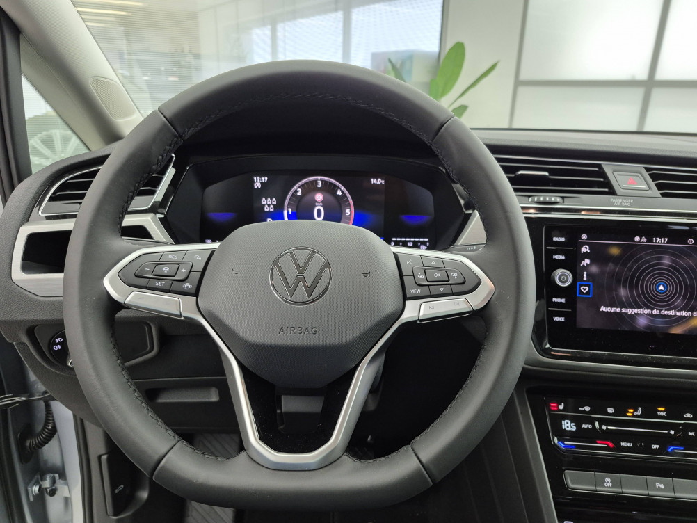 Acheter Volkswagen Touran Touran 2.0 TDI 150 DSG7 7pl VW Edition 5p neuf dans les concessions du Groupe Faurie