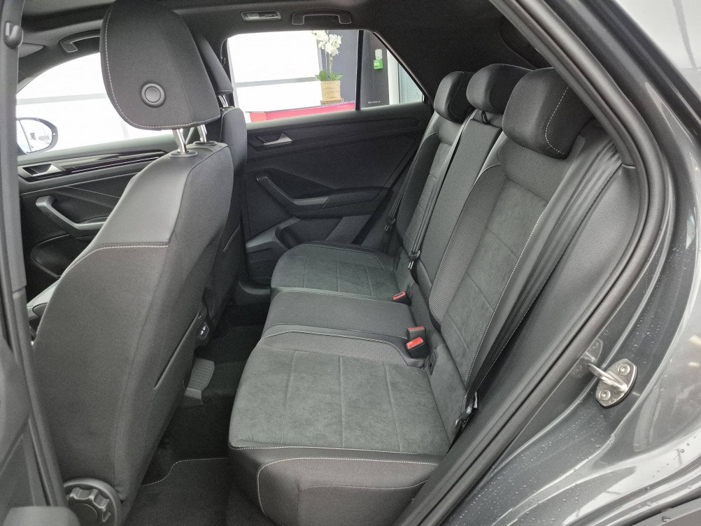 Acheter Volkswagen T-Roc T-Roc 1.5 TSI EVO2 150 Start/Stop DSG7 R-Line Edition 5p neuf dans les concessions du Groupe Faurie