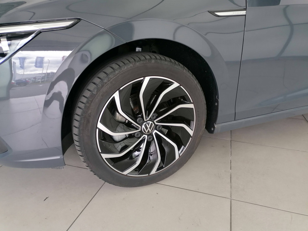 Acheter Volkswagen Golf Golf 1.5 eTSI OPF 130 DSG7 Style 5p occasion dans les concessions du Groupe Faurie