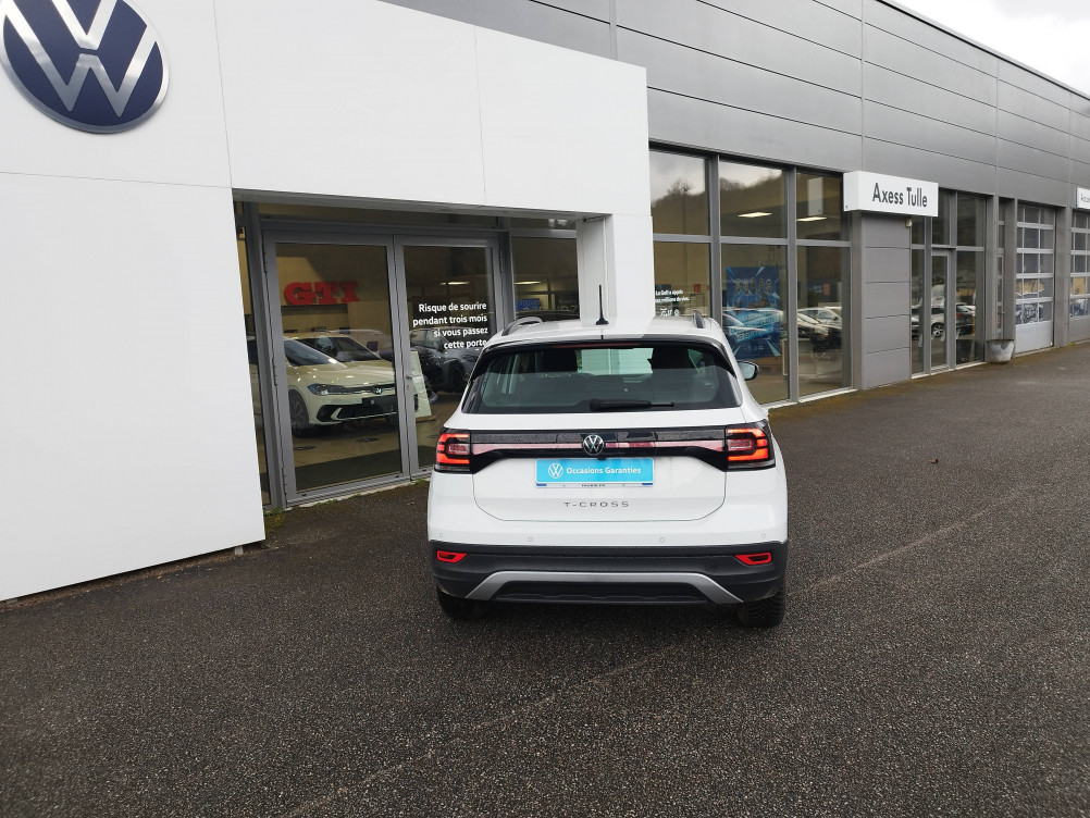 Acheter Volkswagen T-Cross T-Cross 1.0 TSI 110 Start/Stop BVM6 Active 5p occasion dans les concessions du Groupe Faurie