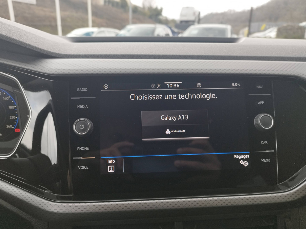 Acheter Volkswagen T-Cross T-Cross 1.0 TSI 110 Start/Stop BVM6 Active 5p occasion dans les concessions du Groupe Faurie