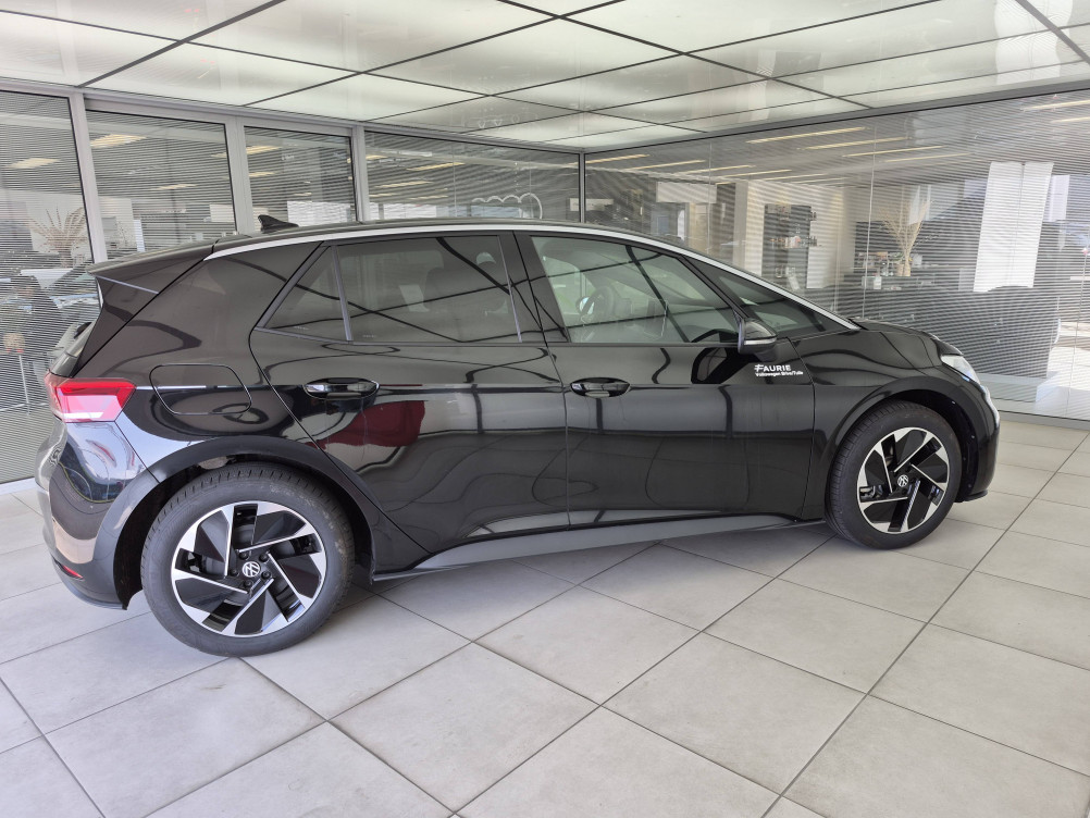 Acheter Volkswagen ID.3 ID.3 170 ch Pure Life Max 5p neuf dans les concessions du Groupe Faurie