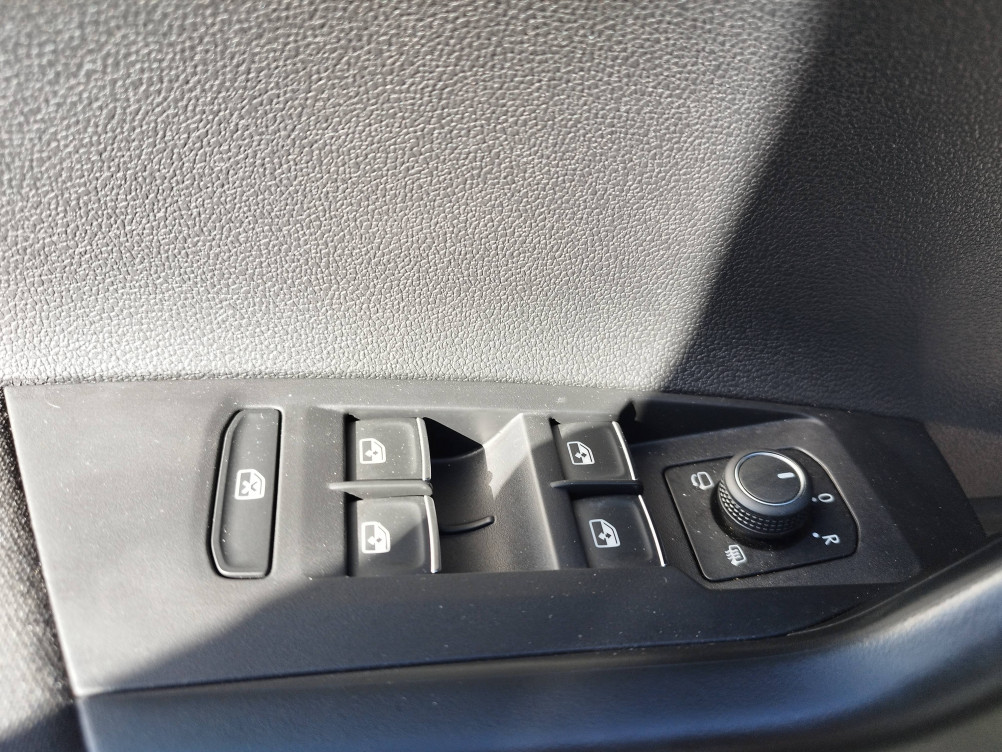 Acheter Volkswagen Taigo Taigo 1.0 TSI 110 DSG7 R-Line 5p occasion dans les concessions du Groupe Faurie