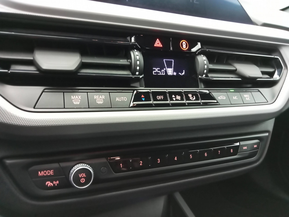 Acheter Bmw Série 1 116d 116 ch DKG7 Business Design 5p occasion dans les concessions du Groupe Faurie