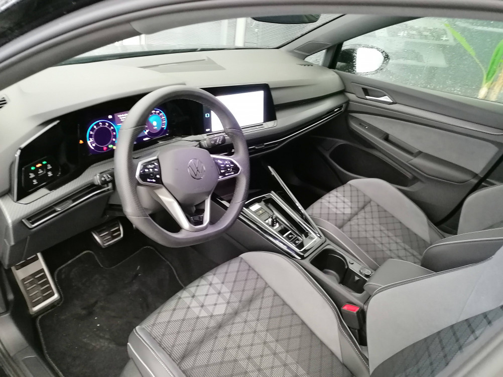 Acheter Volkswagen Golf Golf 1.5 eTSI OPF 130 DSG7 R-Line 5p occasion dans les concessions du Groupe Faurie
