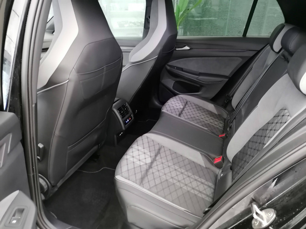 Acheter Volkswagen Golf Golf 1.5 eTSI OPF 130 DSG7 R-Line 5p occasion dans les concessions du Groupe Faurie