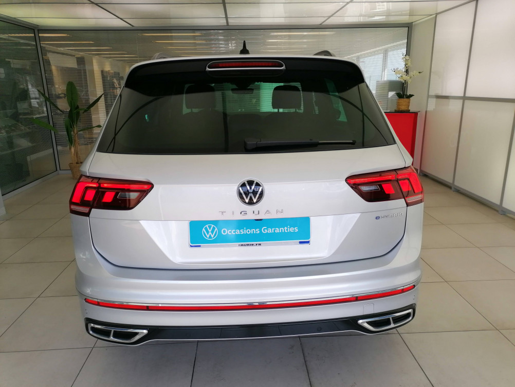 Acheter Volkswagen Tiguan Tiguan 1.4 eHybrid 245ch DSG6 R-Line 5p occasion dans les concessions du Groupe Faurie