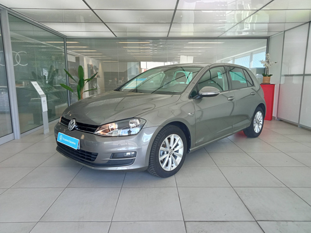Acheter Volkswagen Golf Golf 1.2 TSI 110 BlueMotion Technology Lounge DSG7 5p occasion dans les concessions du Groupe Faurie