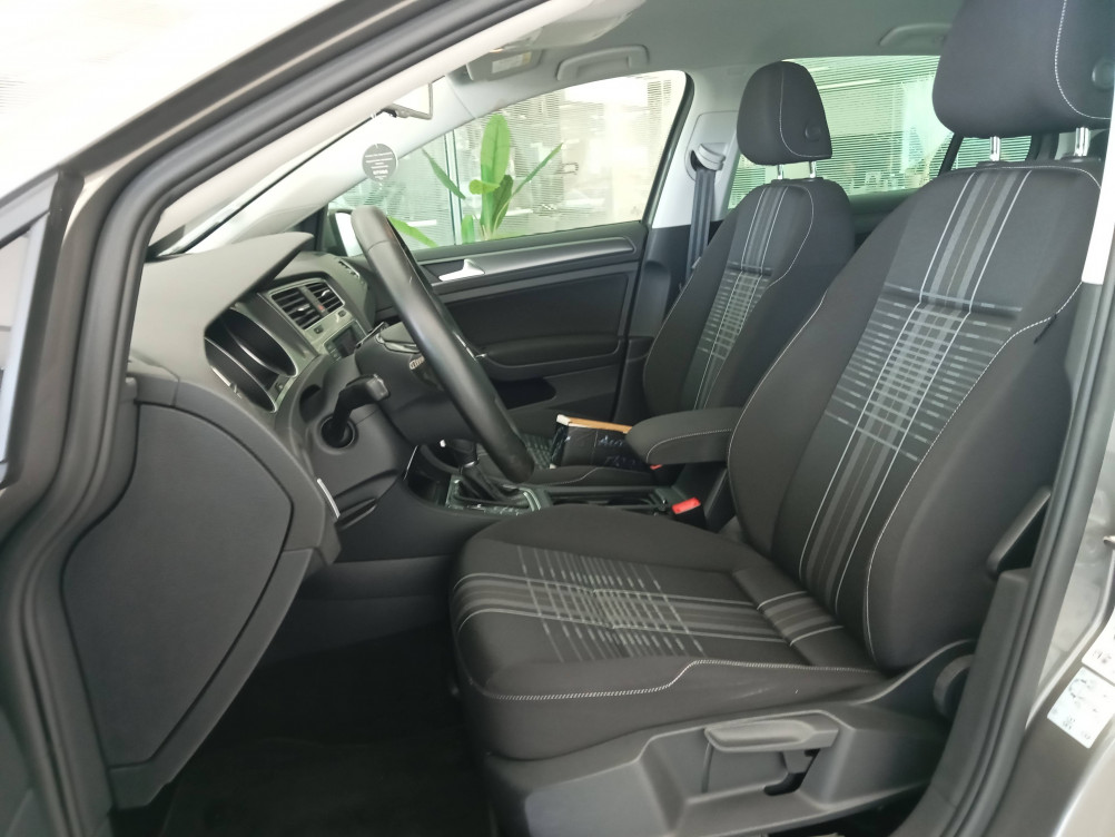 Acheter Volkswagen Golf Golf 1.2 TSI 110 BlueMotion Technology Lounge DSG7 5p occasion dans les concessions du Groupe Faurie