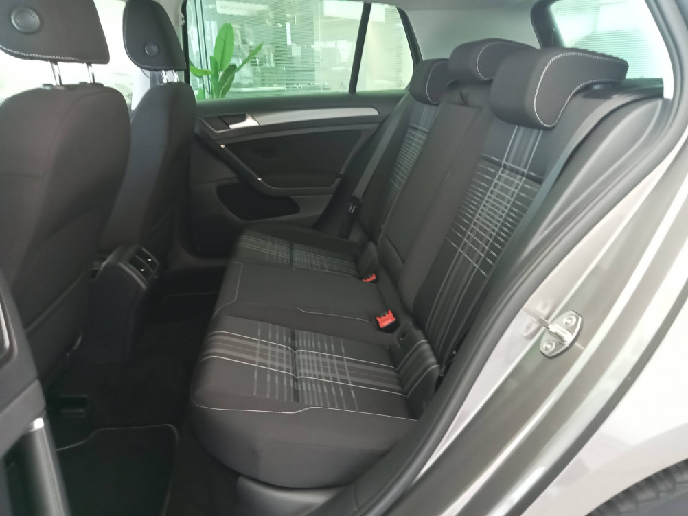 Acheter Volkswagen Golf Golf 1.2 TSI 110 BlueMotion Technology Lounge DSG7 5p occasion dans les concessions du Groupe Faurie