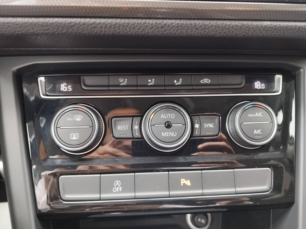Acheter Volkswagen Touran Touran 1.5 TSI EVO 150 7pl IQ.Drive 5p occasion dans les concessions du Groupe Faurie