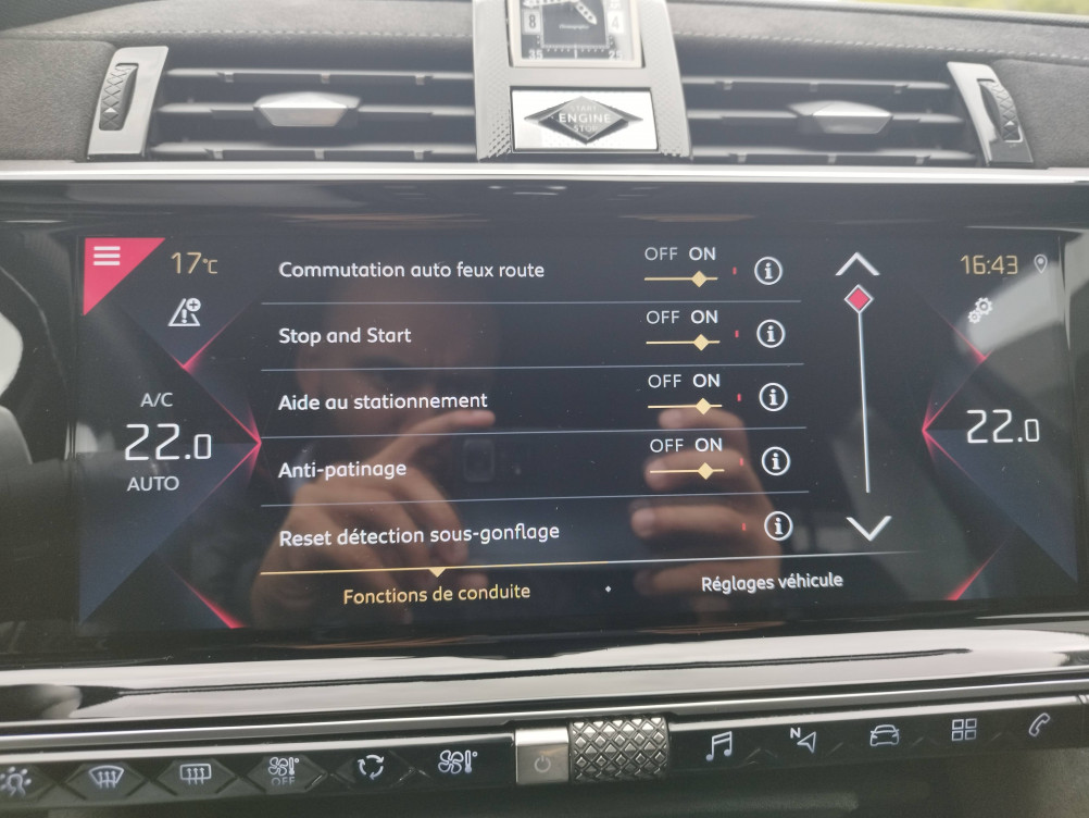 Acheter Ds DS7 DS7 Crossback BlueHDi 180 EAT8 Performance Line+ 5p occasion dans les concessions du Groupe Faurie