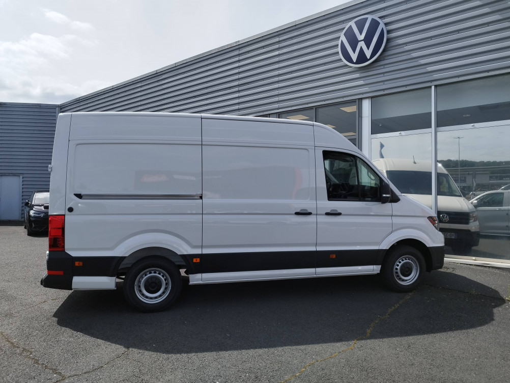 Acheter Volkswagen Crafter CRAFTER VAN 35 L3H3 2.0 TDI 140 CH BUSINESS 4p neuf dans les concessions du Groupe Faurie