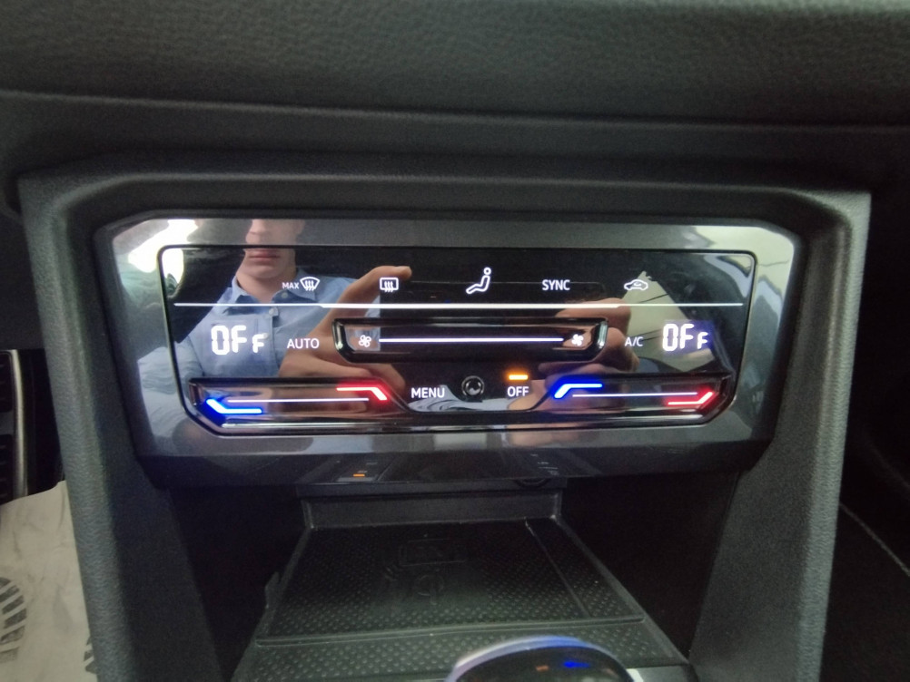 Acheter Volkswagen Tiguan Allspace Tiguan Allspace 2.0 TDI 150ch DSG7 R-Line 5p occasion dans les concessions du Groupe Faurie