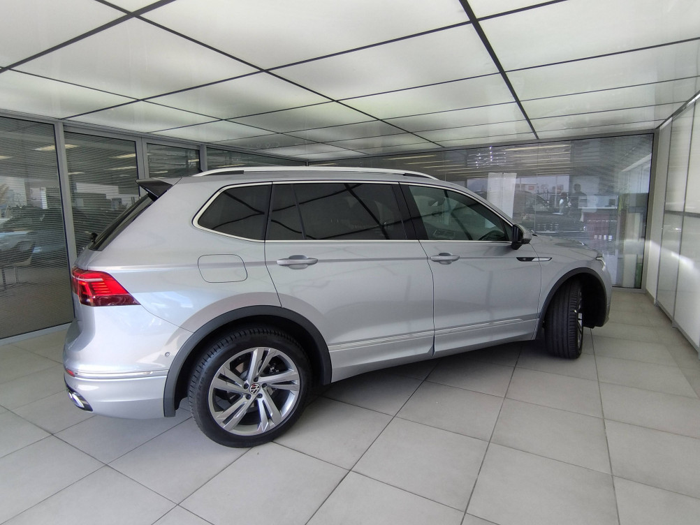 Acheter Volkswagen Tiguan Allspace Tiguan Allspace 2.0 TDI 150ch DSG7 R-Line 5p occasion dans les concessions du Groupe Faurie