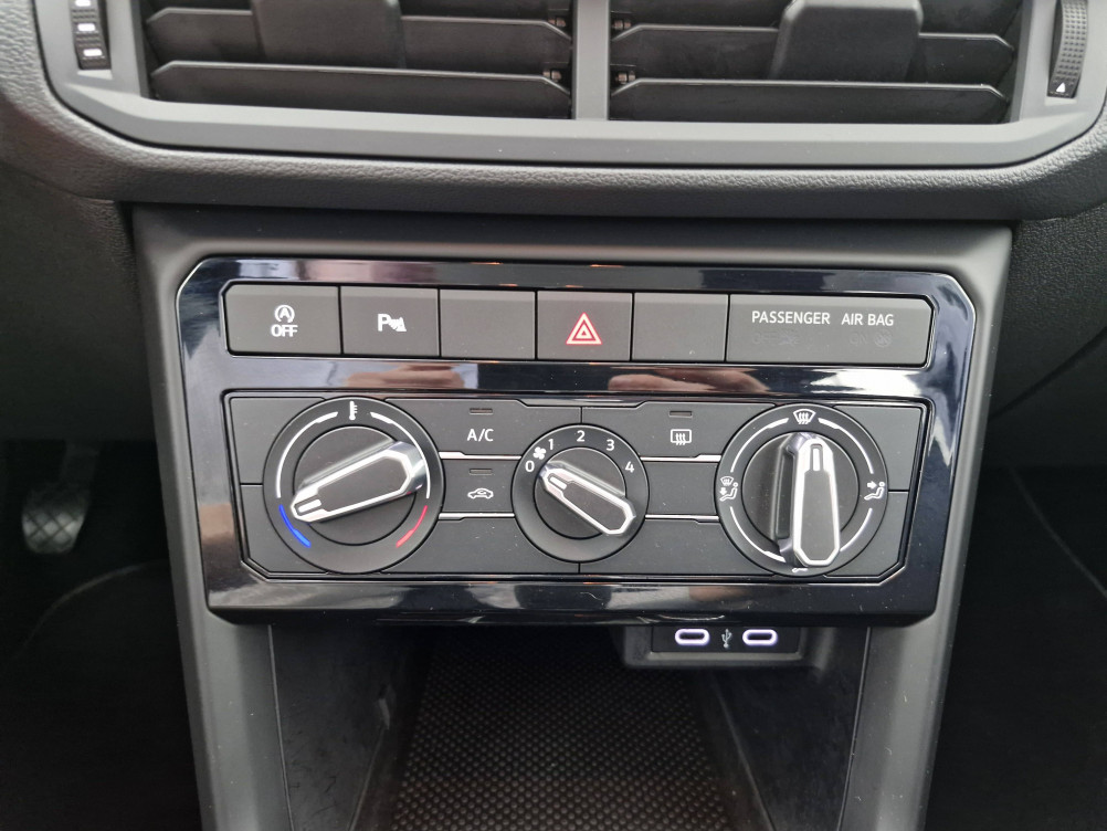 Acheter Volkswagen T-Cross T-Cross 1.0 TSI 110 Start/Stop BVM6 Lounge 5p occasion dans les concessions du Groupe Faurie