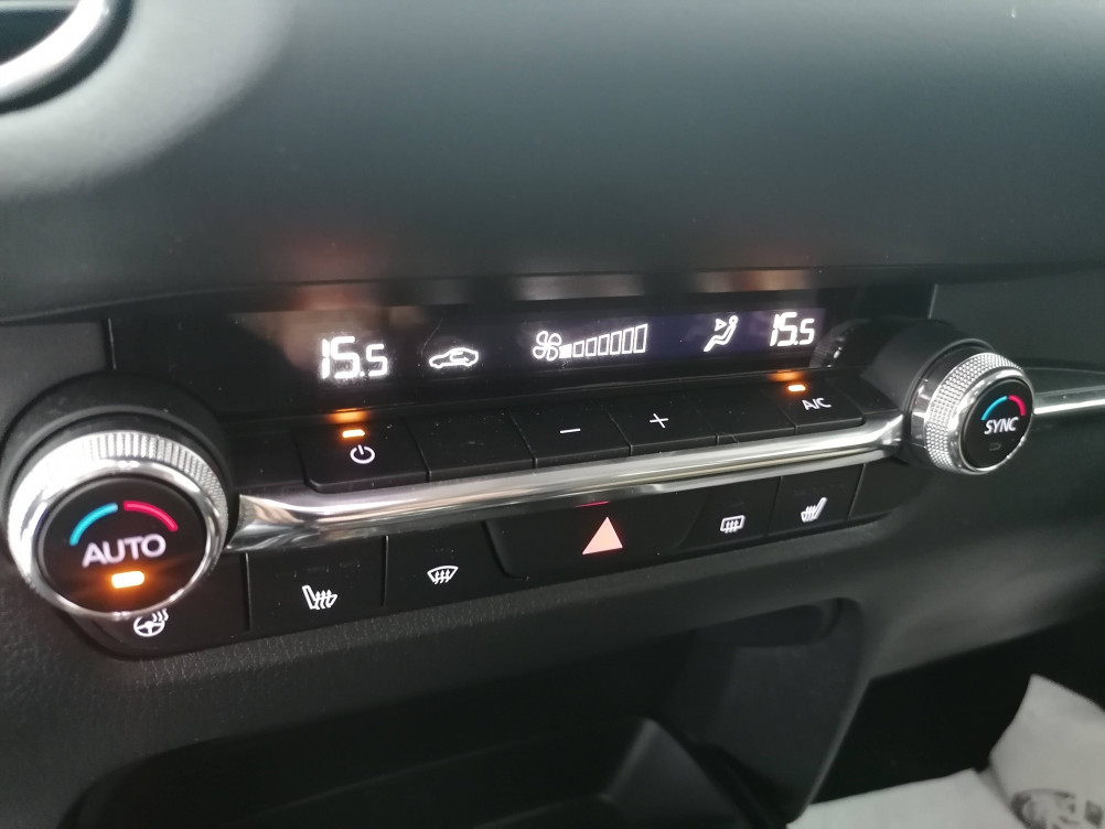 Acheter Mazda CX-30 CX-30 2.0L SKYACTIV-X M Hybrid 180 ch 4x4 BVM6 Sportline 5p occasion dans les concessions du Groupe Faurie