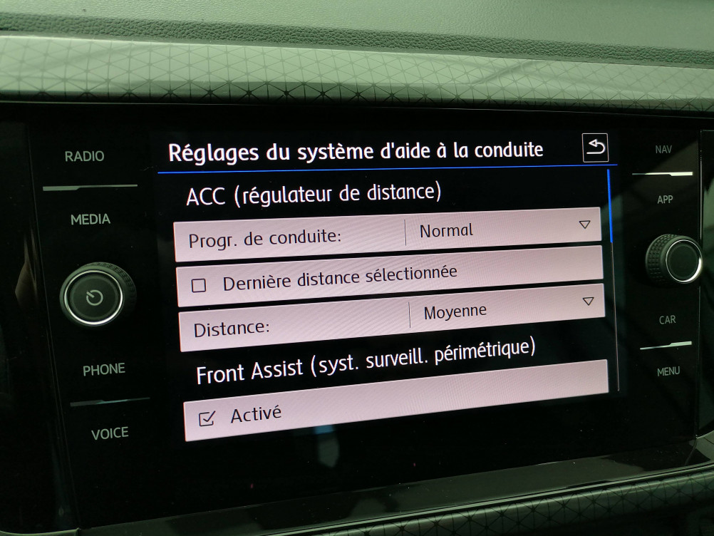 Acheter Volkswagen T-Cross T-Cross 1.0 TSI 115 Start/Stop DSG7 Carat 5p occasion dans les concessions du Groupe Faurie
