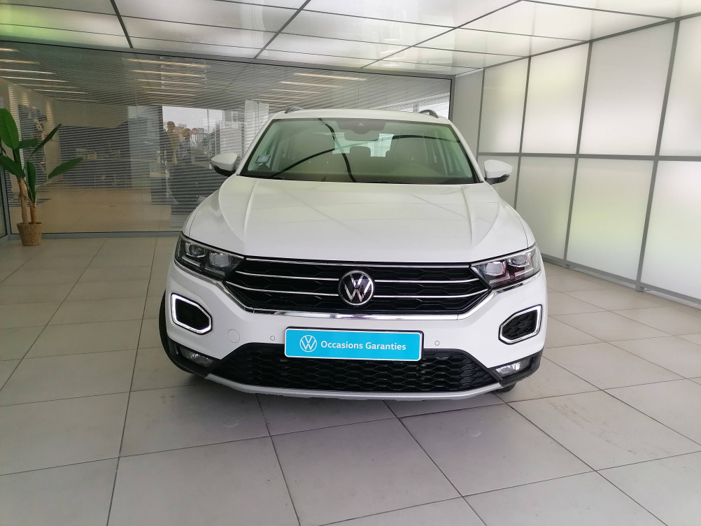 Acheter Volkswagen T-Roc T-Roc 1.0 TSI 110 Start/Stop BVM6 Active 5p occasion dans les concessions du Groupe Faurie
